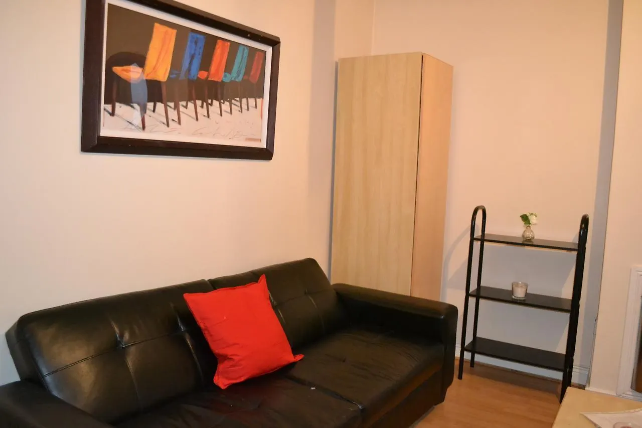 아파트 Gordon Street Apartments, City Centre 더블린 아일랜드