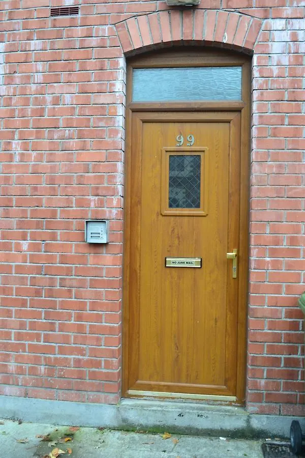 Gordon Street Apartments, City Centre 더블린 0*,